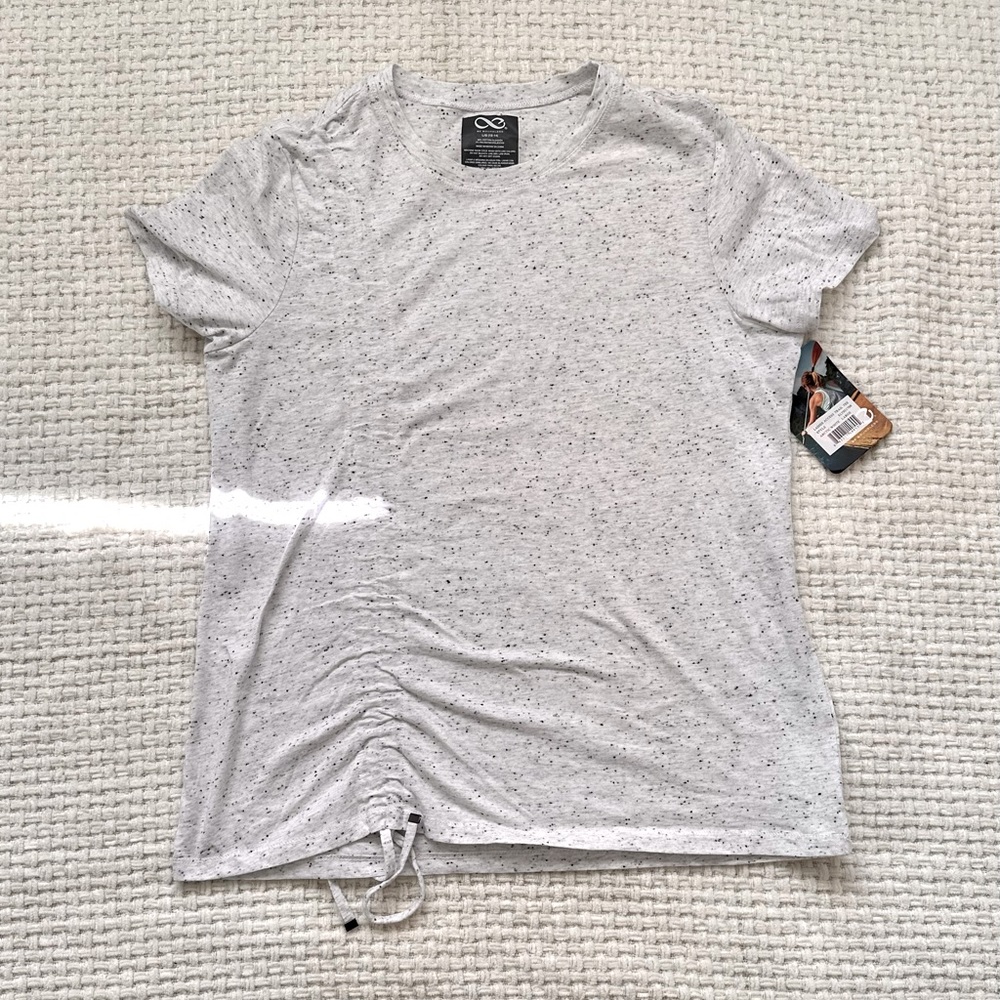 Women’s Athletic Top NWT
